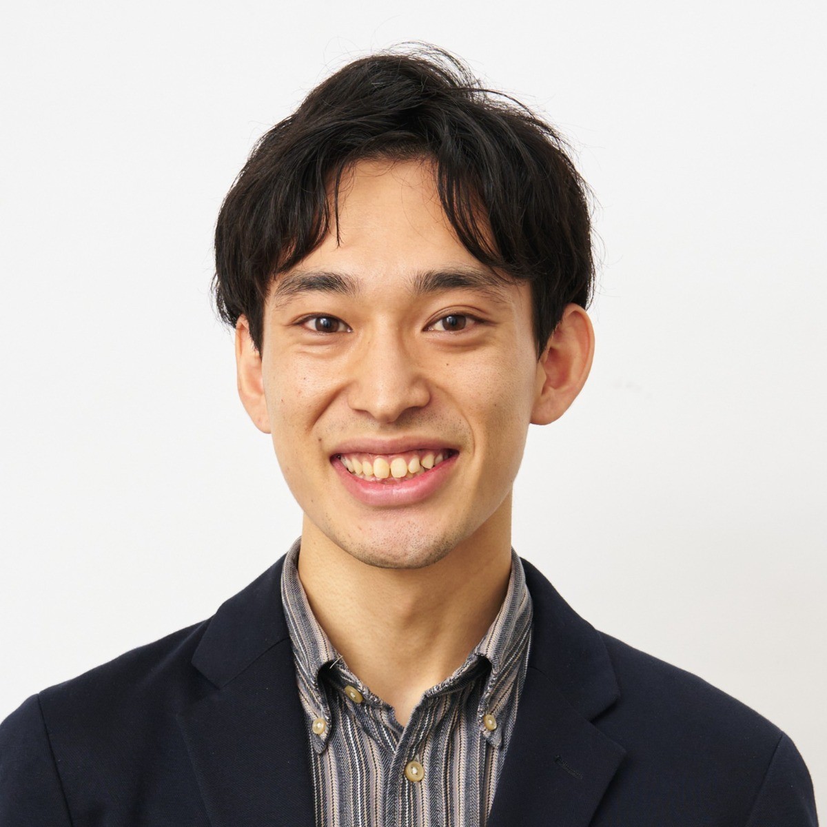 遠山　健悟の顔写真